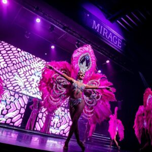 soirée spectacle au cabaret LE MIRAGE A MEZOS