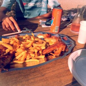 Repas à la rôtisserie du val de leyre